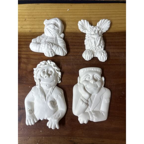 Set Of 4 Halloween Wall Plaques Unpainted Ceramic Bisque - Picture 1 of 7